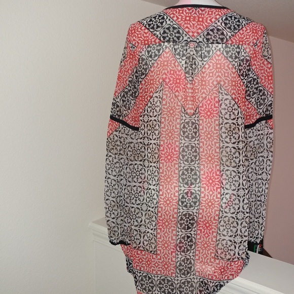 Bebe | cut out boho red \ black sheer tunic M - Picture 5 of 7